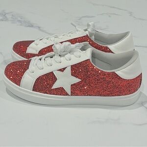 Women's Fashion Star Sneaker Lace Up Low Top Comfortable Cushioned Walking Shoes